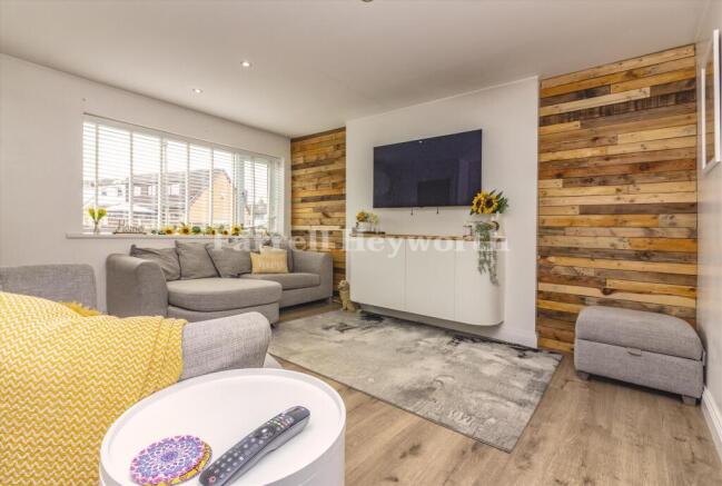 Lounge b