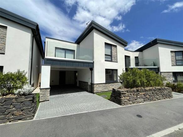 5 Sea View Crescent