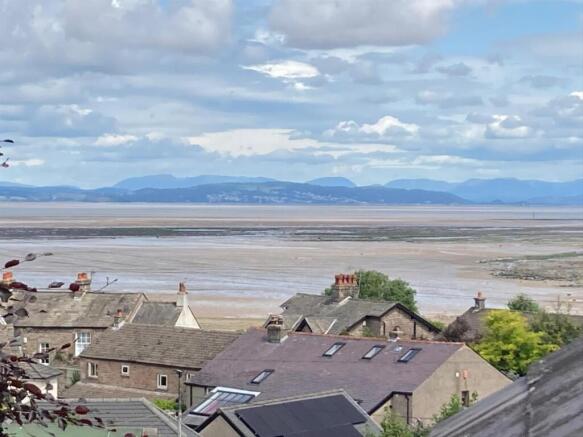 Bailey Lane Views Fr