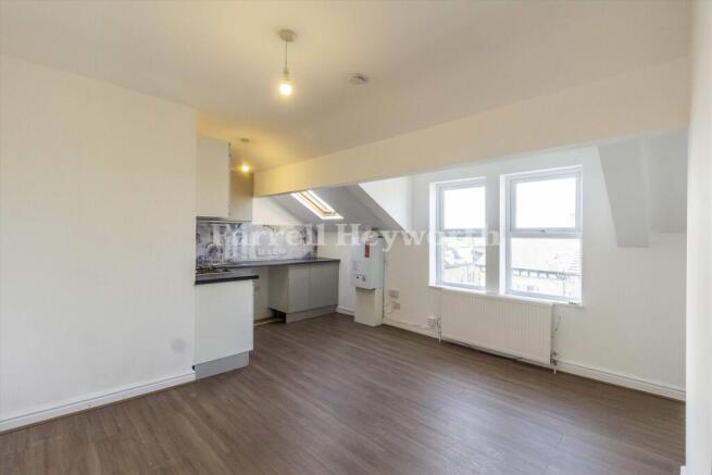 Flat 5 open plan liv