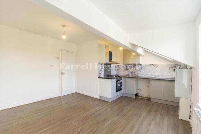 Flat 5 open plan liv