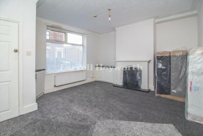 Lounge image 2
