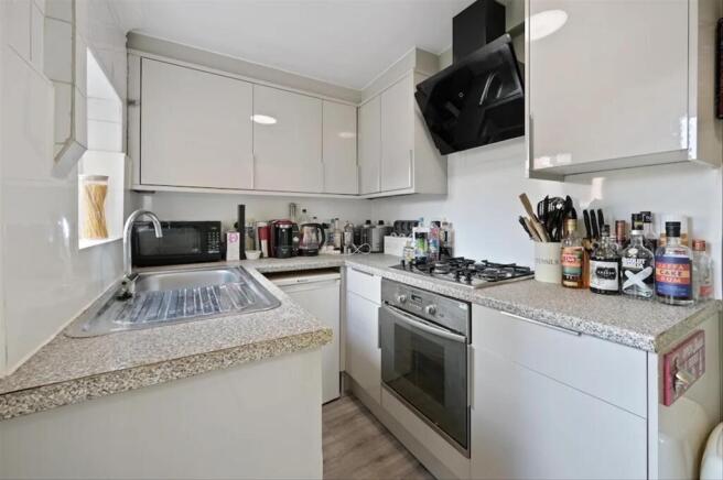 KITCHEN 2