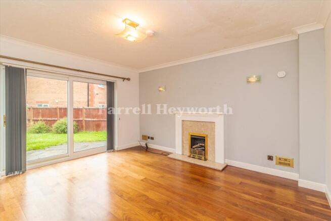 Lounge image 2