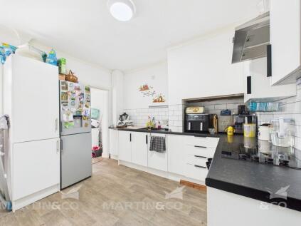 Bentley Road, Bentley