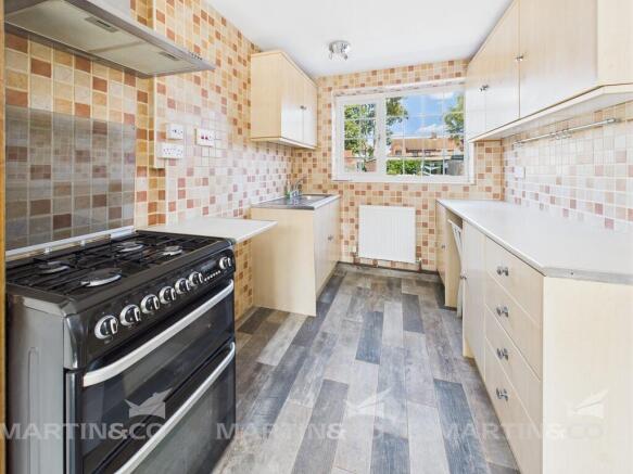 CAM02406G0-PR0492...