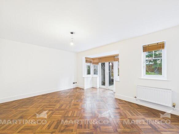 CAM02406G0-PR0557...