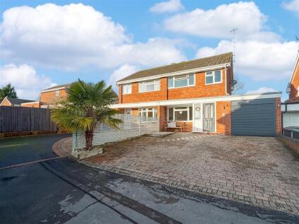 Yardley Close, Warwick