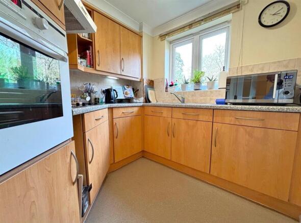 19 mead ct kitchen.jpg