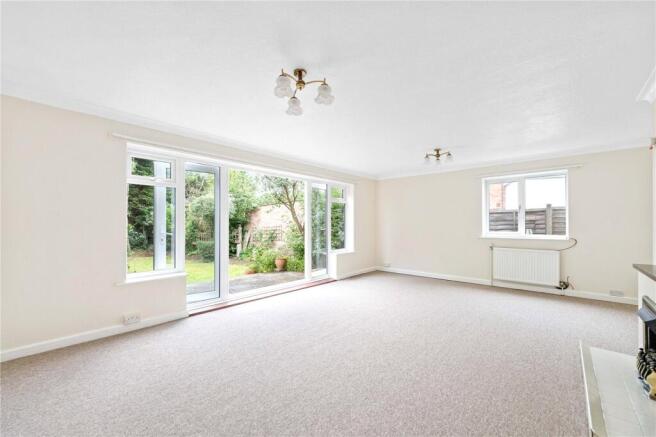 Living/Dining Area