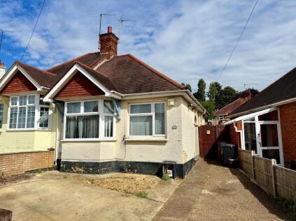 Malcolm Drive, Duston, NN5 5NJ