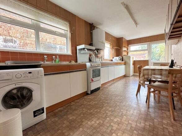 Kitchen/Breakfast Room