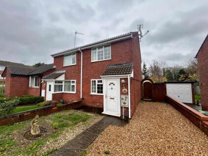 St. Catherines Close, Stefen Hill, NN11 4SB