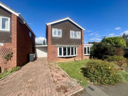 Martyns Way, Weedon, NN7 4RS