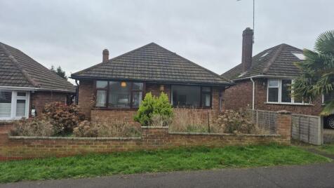 Queenswood Avenue, Boothville, NN3 6JU