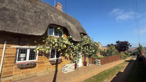 Main Street, Little Brington, NN7 4HS