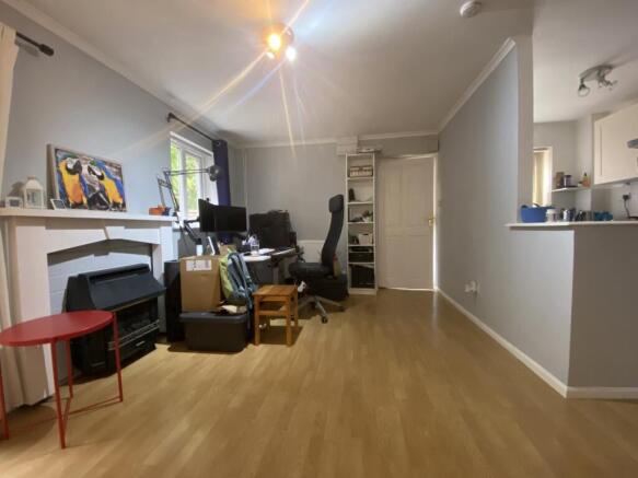 Photo 8