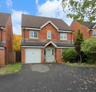 Woodlands, Grange Park, NN4 5FX