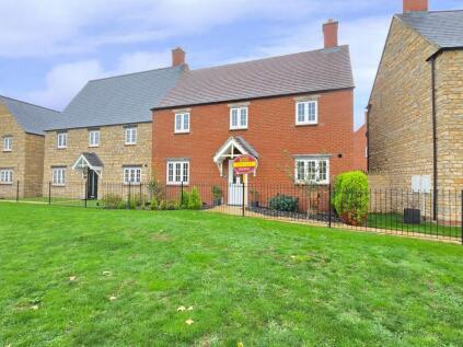 Pianoforte Road, Roade, NN7 2QL