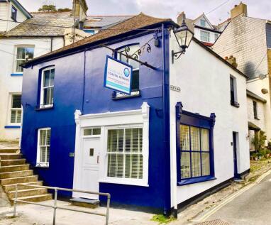 Princes Square, West Looe