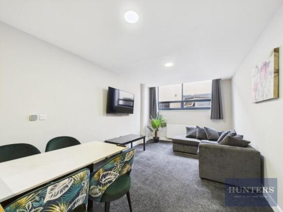 Kitchen / Living Room