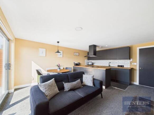 Kitchen / Living Room