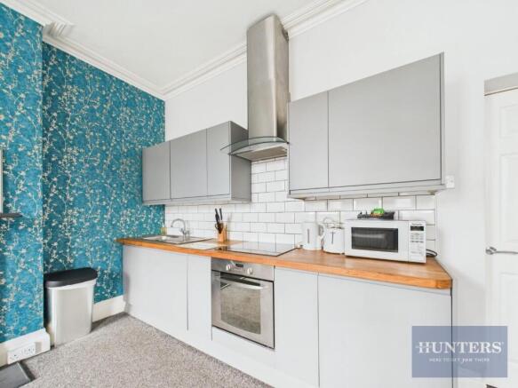 Living Room / Kitchen