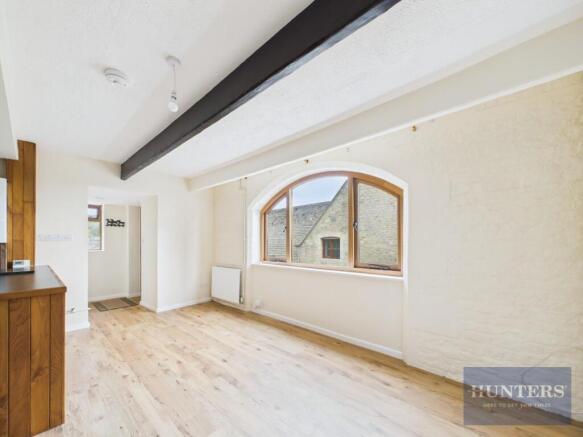 Kitchen / Living Area