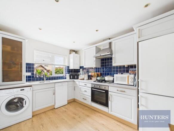 Kitchen / Dining Area