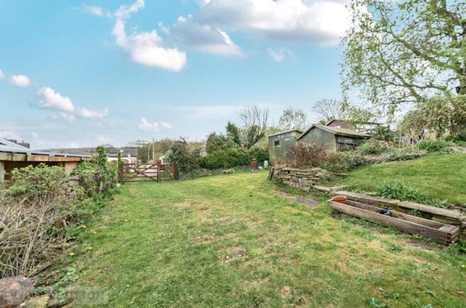 Garden/Parking