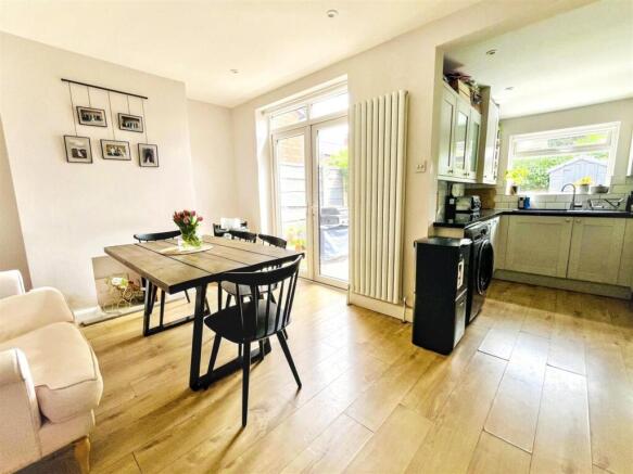 Dining Kitchen