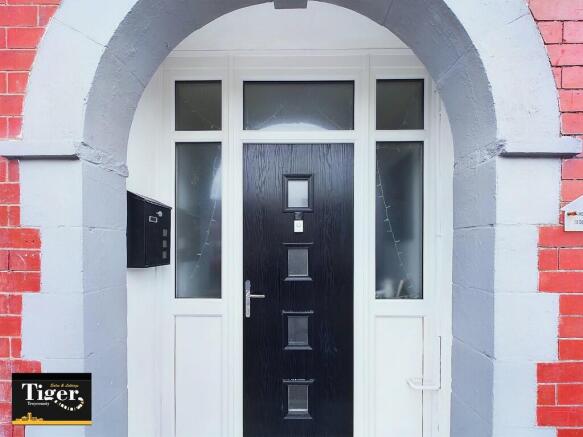 CAM02176G0-PR0419...