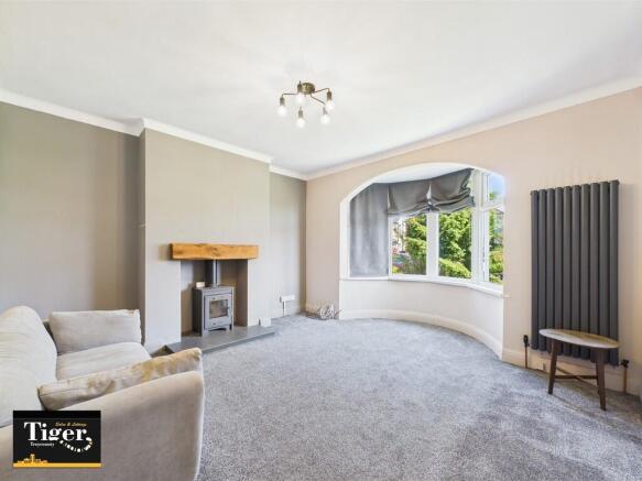 CAM02176G0-PR0586...