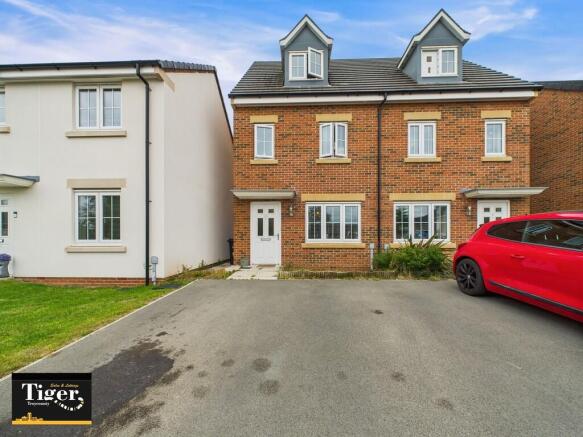 CAM02176G0-PR0684...