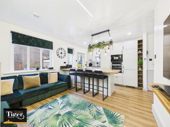 CAM03440G0-PR0460...