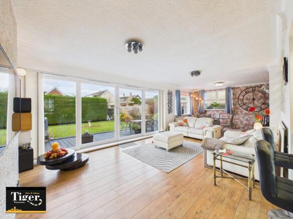 CAM03440G0-PR0502...