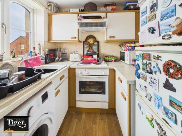 CAM02176G0-PR0803...