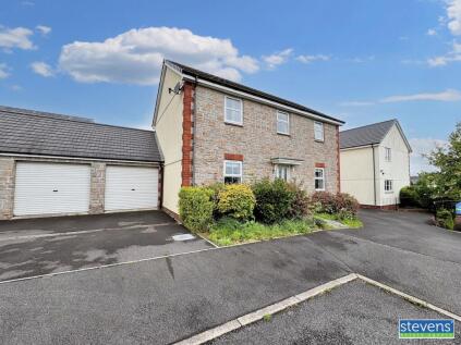 Long Barton Avenue, Okehampton, Devon, EX20