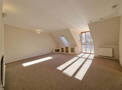 Lancaster Drive, Martlesham Heath, Ipswich