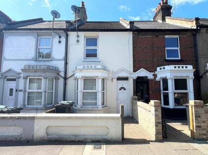 Dover Road, Northfleet, Gravesend, DA11