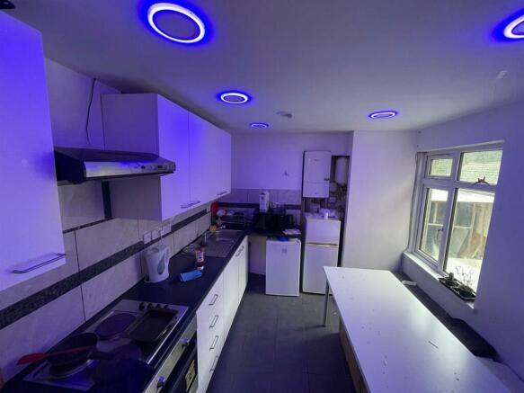 Kitchen.jpg