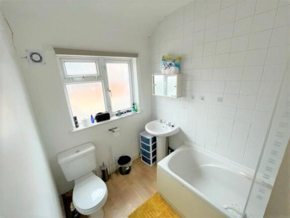 Bathroom.jpg