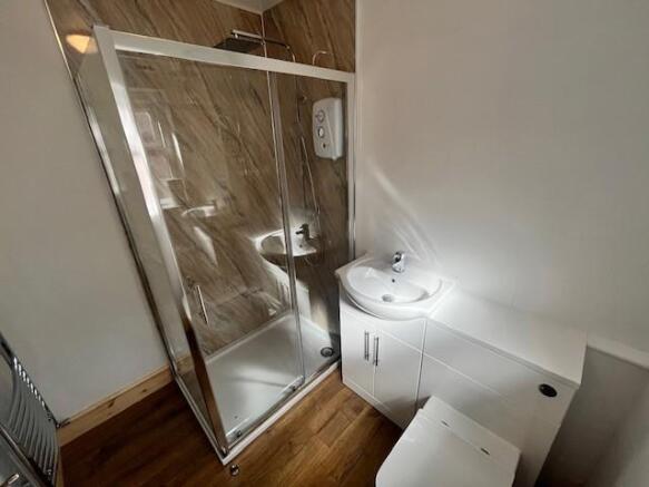 Shower Room.jpg