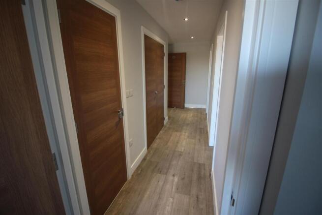 Hallway.JPG