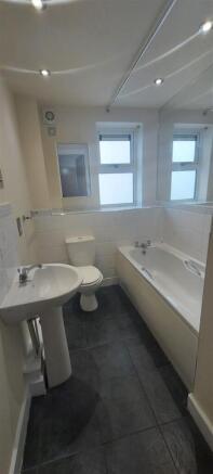 Bathroom.jpeg