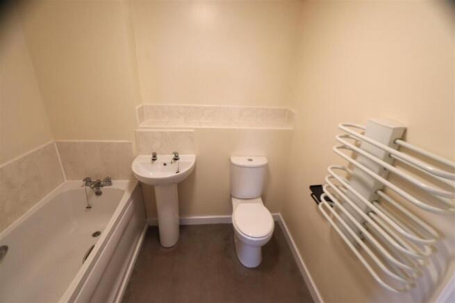 Bathroom.JPG