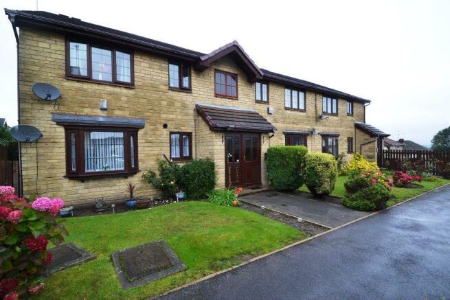 2 Bedroom Ground Floor Flat For Sale In Tay Court Eccleshill BD2