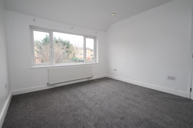 Living/dining area