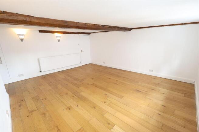 Living/Dining area