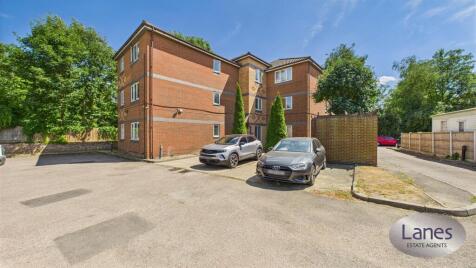 Eleanor Way, Waltham Cross